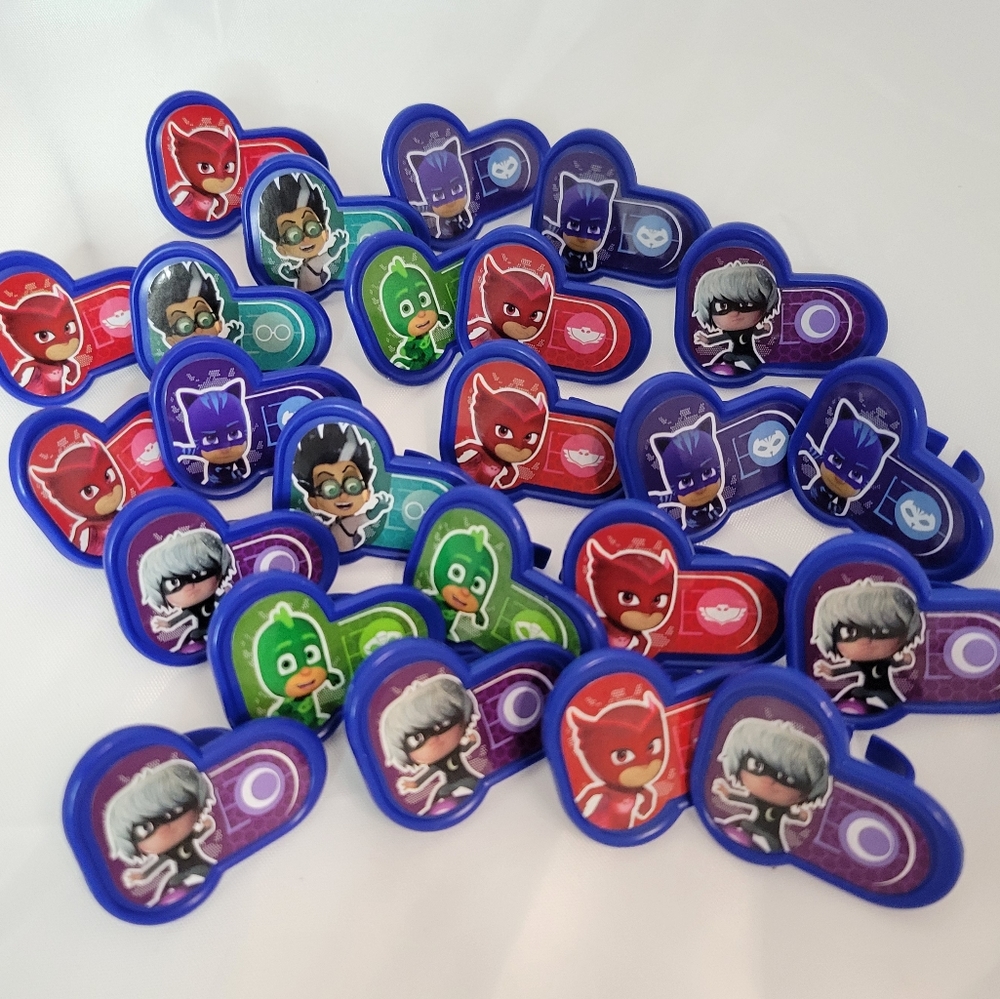 24 PJ Masks Heroes Villains Rings Deco Pac 23058 Cupcake Cake Decoration Topper